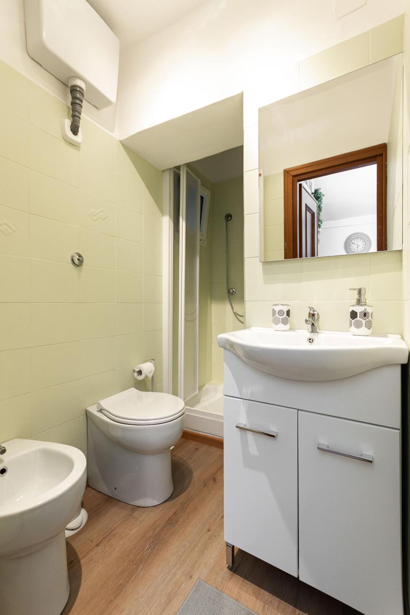 15 Min Centro E Stazione Ferroviaria Apartment Генуа Екстериор снимка